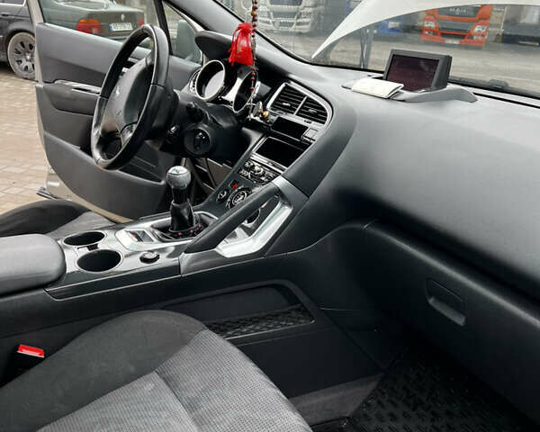 Серый Пежо 3008, объемом двигателя 1.6 л и пробегом 225 тыс. км за 8000 $, фото 61 на Automoto.ua