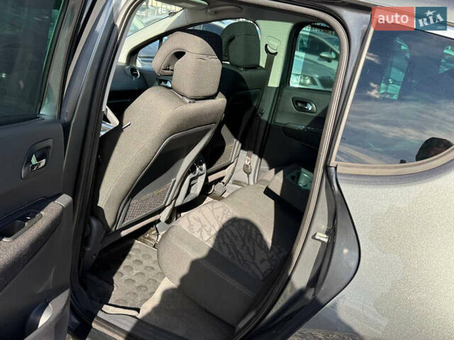 Серый Пежо 3008, объемом двигателя 1.6 л и пробегом 219 тыс. км за 9500 $, фото 50 на Automoto.ua