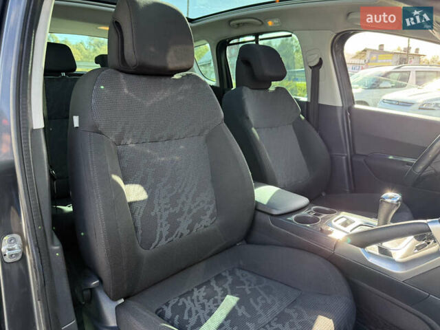 Пежо 3008 2010 в Стрые на Automoto.ua Серый Пежо 3008, объемом двигателя 1.6 л и пробегом 219 тыс. км за 9500 $, фото 35 на Automoto.ua