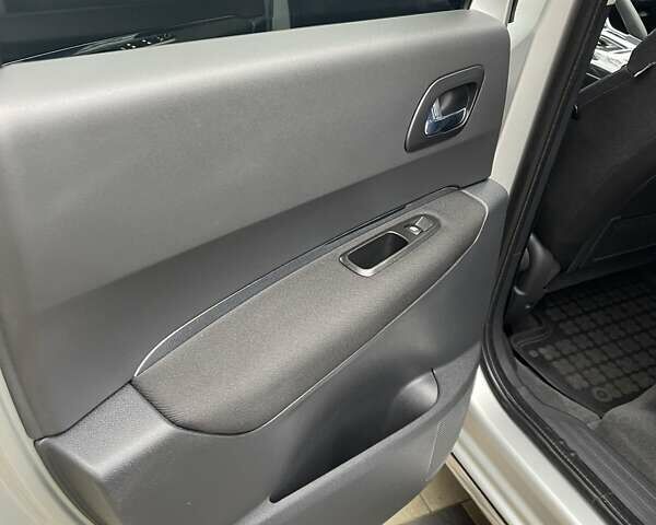 Серый Пежо 3008, объемом двигателя 1.6 л и пробегом 141 тыс. км за 7299 $, фото 18 на Automoto.ua