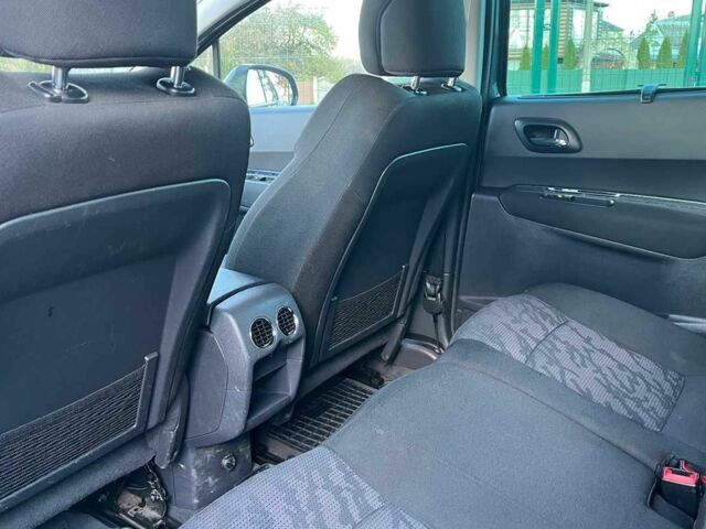 Пежо 3008 2010 в Коломые на Automoto.ua Серый Пежо 3008, объемом двигателя 1.6 л и пробегом 246 тыс. км за 7600 $, фото 14 на Automoto.ua