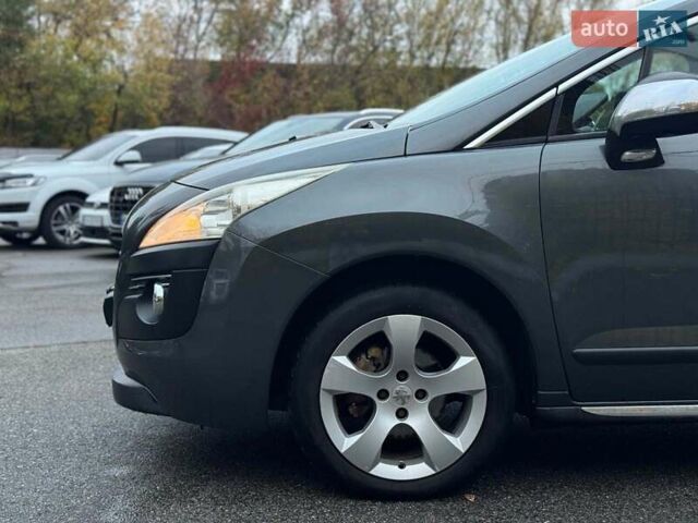 Пежо 3008 2010 у Києві на Automoto.ua Сірий Пежо 3008, об'ємом двигуна 1.6 л та пробігом 258 тис. км за 9490 $, фото 3 на Automoto.ua
