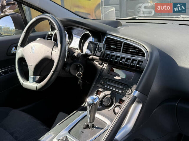Пежо 3008 2010 в Стрые на Automoto.ua Серый Пежо 3008, объемом двигателя 1.6 л и пробегом 219 тыс. км за 9500 $, фото 37 на Automoto.ua