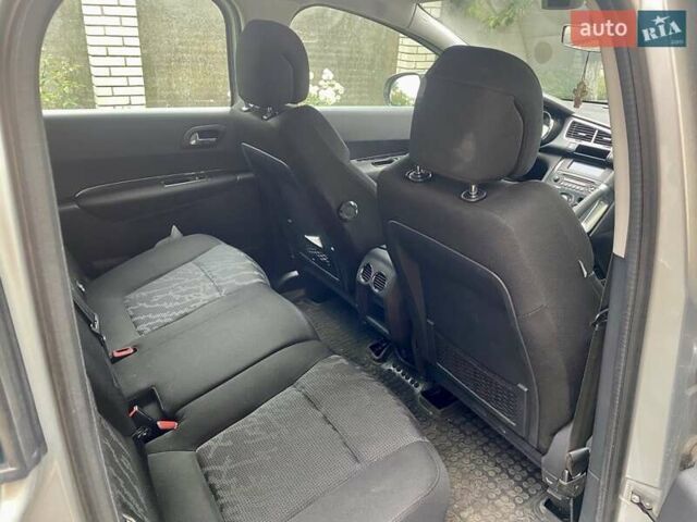 Серый Пежо 3008, объемом двигателя 1.6 л и пробегом 207 тыс. км за 7850 $, фото 8 на Automoto.ua