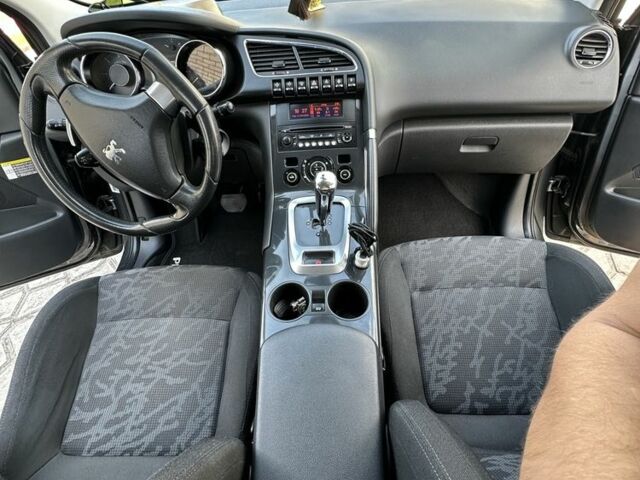 Серый Пежо 3008, объемом двигателя 1.6 л и пробегом 211 тыс. км за 8200 $, фото 8 на Automoto.ua