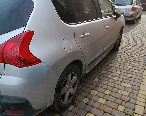 Сірий Пежо 3008, об'ємом двигуна 1.6 л та пробігом 180 тис. км за 8300 $, фото 2 на Automoto.ua