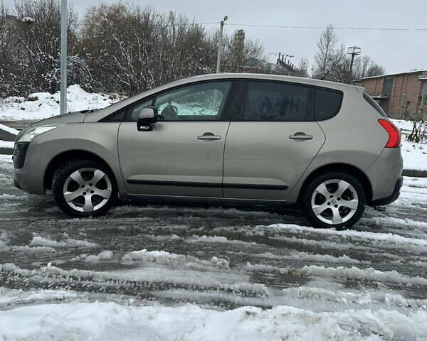 Сірий Пежо 3008, об'ємом двигуна 1.6 л та пробігом 151 тис. км за 6999 $, фото 10 на Automoto.ua