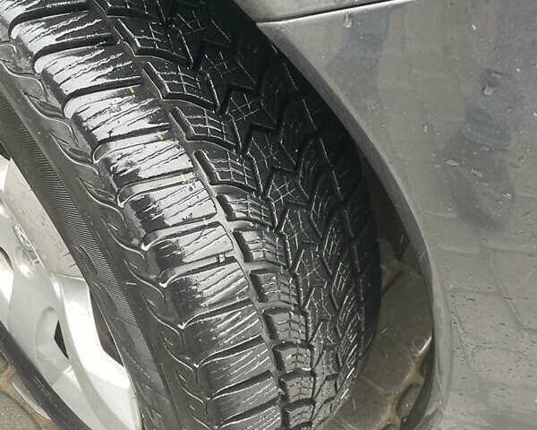 Серый Пежо 3008, объемом двигателя 1.56 л и пробегом 236 тыс. км за 8200 $, фото 12 на Automoto.ua