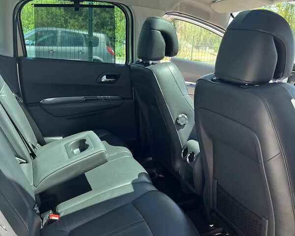 Серый Пежо 3008, объемом двигателя 1.6 л и пробегом 212 тыс. км за 8250 $, фото 9 на Automoto.ua