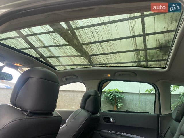 Серый Пежо 3008, объемом двигателя 1.6 л и пробегом 163 тыс. км за 7200 $, фото 9 на Automoto.ua