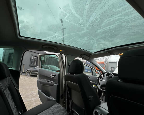 Серый Пежо 3008, объемом двигателя 1.6 л и пробегом 225 тыс. км за 8000 $, фото 40 на Automoto.ua