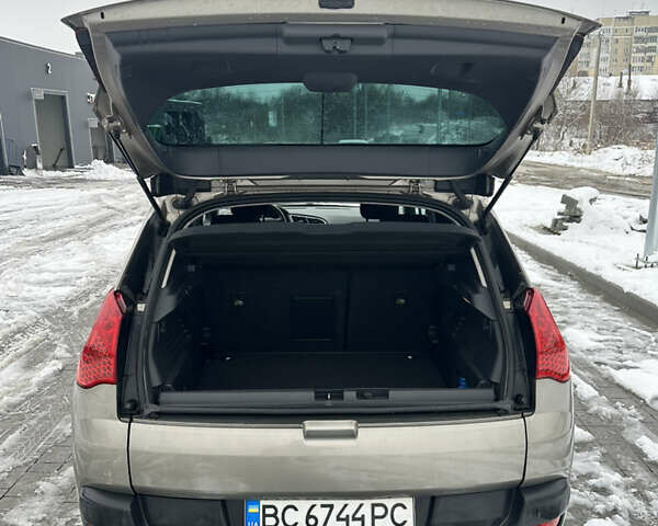 Сірий Пежо 3008, об'ємом двигуна 1.6 л та пробігом 151 тис. км за 6999 $, фото 16 на Automoto.ua