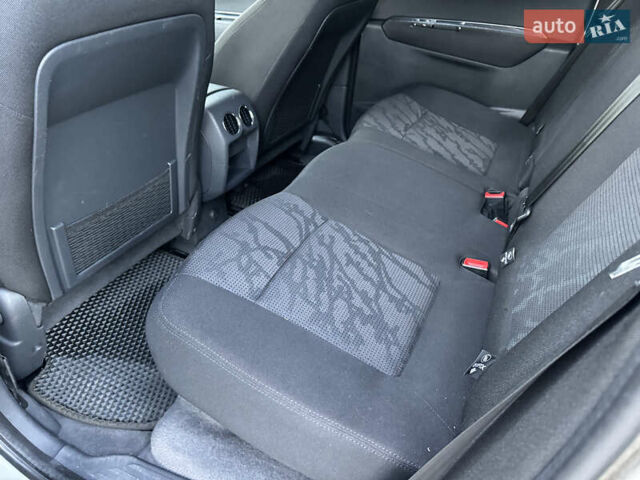 Пежо 3008 2010 в Стрые на Automoto.ua Серый Пежо 3008, объемом двигателя 1.6 л и пробегом 260 тыс. км за 6300 $, фото 44 на Automoto.ua