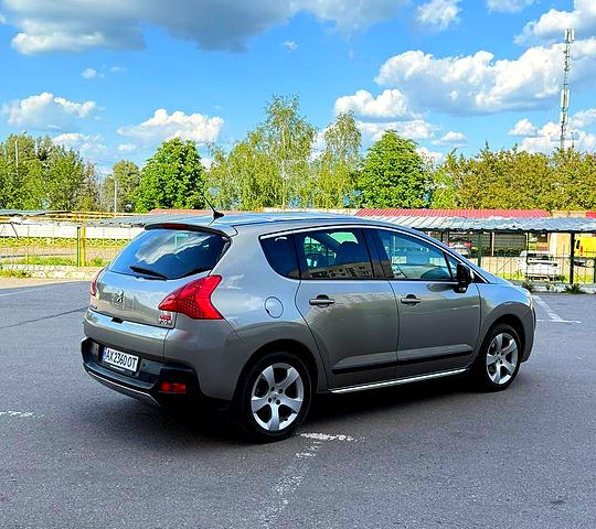 Сірий Пежо 3008, об'ємом двигуна 1.6 л та пробігом 200 тис. км за 8000 $, фото 2 на Automoto.ua