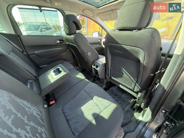 Пежо 3008 2010 в Стрые на Automoto.ua Серый Пежо 3008, объемом двигателя 1.6 л и пробегом 219 тыс. км за 9500 $, фото 43 на Automoto.ua