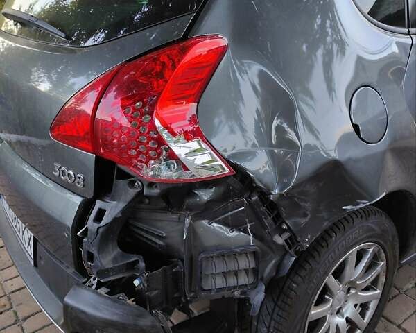 Сірий Пежо 3008, об'ємом двигуна 1.6 л та пробігом 164 тис. км за 6600 $, фото 9 на Automoto.ua