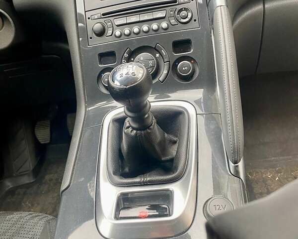 Серый Пежо 3008, объемом двигателя 1.6 л и пробегом 207 тыс. км за 7850 $, фото 6 на Automoto.ua