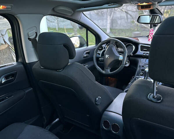 Серый Пежо 3008, объемом двигателя 1.6 л и пробегом 213 тыс. км за 8200 $, фото 5 на Automoto.ua