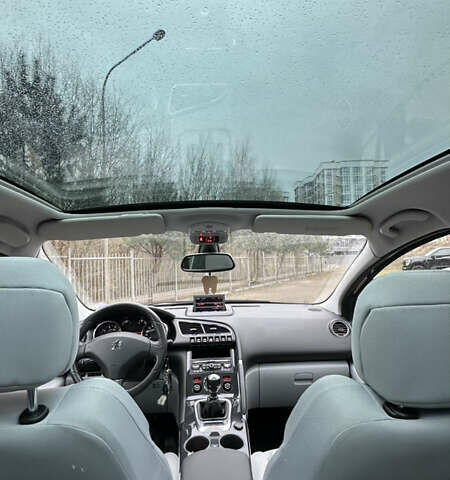 Серый Пежо 3008, объемом двигателя 1.6 л и пробегом 169 тыс. км за 8000 $, фото 10 на Automoto.ua