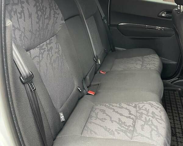 Серый Пежо 3008, объемом двигателя 1.6 л и пробегом 141 тыс. км за 7299 $, фото 21 на Automoto.ua