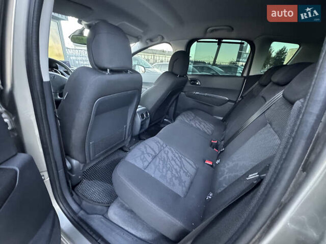 Пежо 3008 2010 в Стрые на Automoto.ua Серый Пежо 3008, объемом двигателя 1.6 л и пробегом 260 тыс. км за 6300 $, фото 34 на Automoto.ua