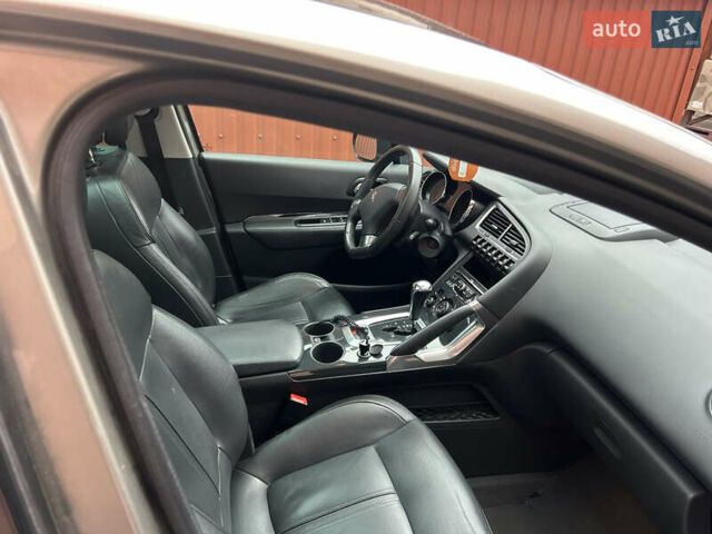 Сірий Пежо 3008, об'ємом двигуна 1.6 л та пробігом 170 тис. км за 8999 $, фото 29 на Automoto.ua
