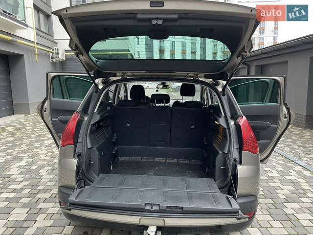 Серый Пежо 3008, объемом двигателя 1.6 л и пробегом 210 тыс. км за 8000 $, фото 13 на Automoto.ua