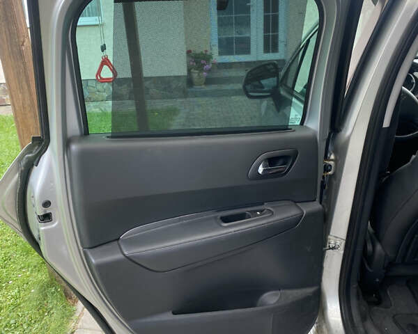 Серый Пежо 3008, объемом двигателя 1.6 л и пробегом 163 тыс. км за 7200 $, фото 5 на Automoto.ua