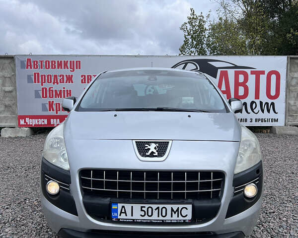 Серый Пежо 3008, объемом двигателя 1.56 л и пробегом 280 тыс. км за 7100 $, фото 1 на Automoto.ua