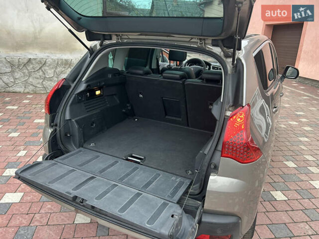 Сірий Пежо 3008, об'ємом двигуна 1.6 л та пробігом 170 тис. км за 8999 $, фото 14 на Automoto.ua