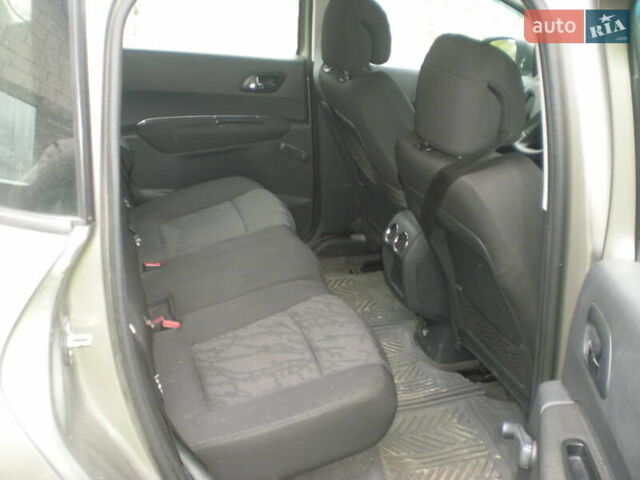 Пежо 3008 2011 в Тернополе на Automoto.ua Серый Пежо 3008, объемом двигателя 1.6 л и пробегом 268 тыс. км за 5800 $, фото 6 на Automoto.ua