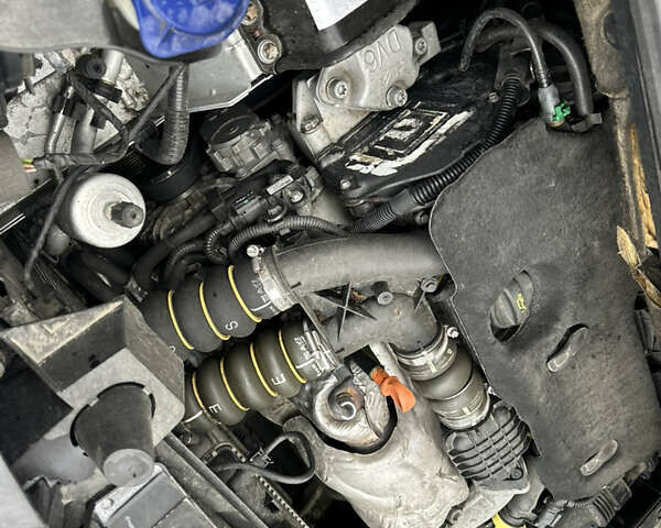 Серый Пежо 3008, объемом двигателя 1.56 л и пробегом 237 тыс. км за 7400 $, фото 25 на Automoto.ua