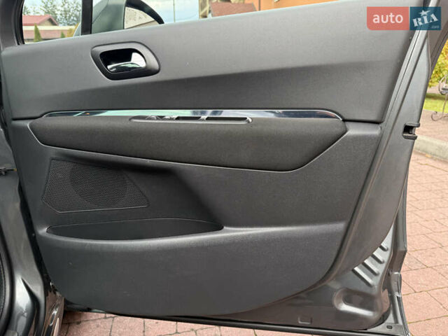 Пежо 3008 2011 в Стрые на Automoto.ua Серый Пежо 3008, объемом двигателя 1.6 л и пробегом 241 тыс. км за 8900 $, фото 80 на Automoto.ua