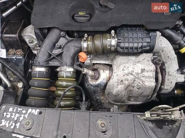 Серый Пежо 3008, объемом двигателя 1.6 л и пробегом 265 тыс. км за 8650 $, фото 26 на Automoto.ua