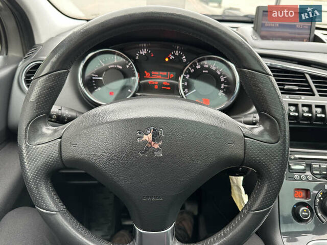 Серый Пежо 3008, объемом двигателя 2 л и пробегом 211 тыс. км за 10650 $, фото 35 на Automoto.ua