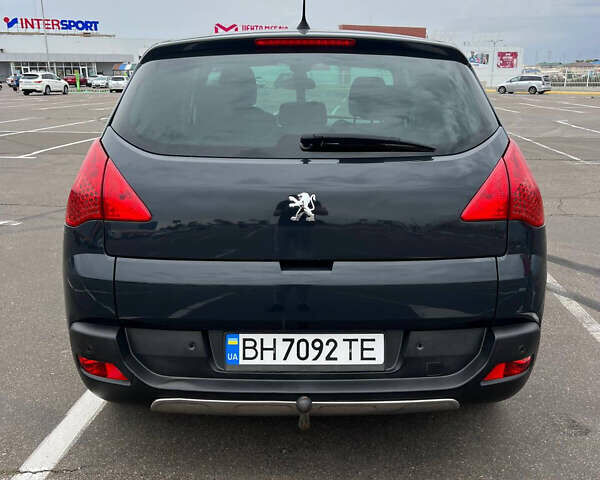 Серый Пежо 3008, объемом двигателя 1.6 л и пробегом 223 тыс. км за 6500 $, фото 2 на Automoto.ua