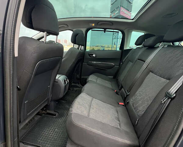 Серый Пежо 3008, объемом двигателя 1.6 л и пробегом 223 тыс. км за 6500 $, фото 11 на Automoto.ua