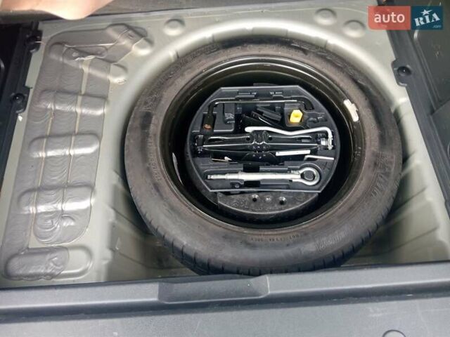 Серый Пежо 3008, объемом двигателя 1.6 л и пробегом 233 тыс. км за 8900 $, фото 10 на Automoto.ua