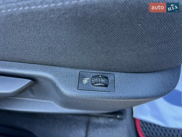 Сірий Пежо 3008, об'ємом двигуна 1.6 л та пробігом 250 тис. км за 8200 $, фото 28 на Automoto.ua