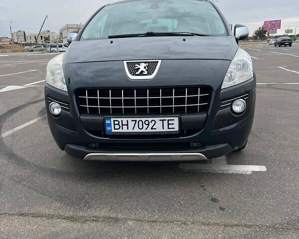 Серый Пежо 3008, объемом двигателя 1.6 л и пробегом 223 тыс. км за 6500 $, фото 1 на Automoto.ua