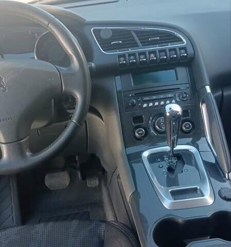 Серый Пежо 3008, объемом двигателя 1.6 л и пробегом 185 тыс. км за 8300 $, фото 14 на Automoto.ua