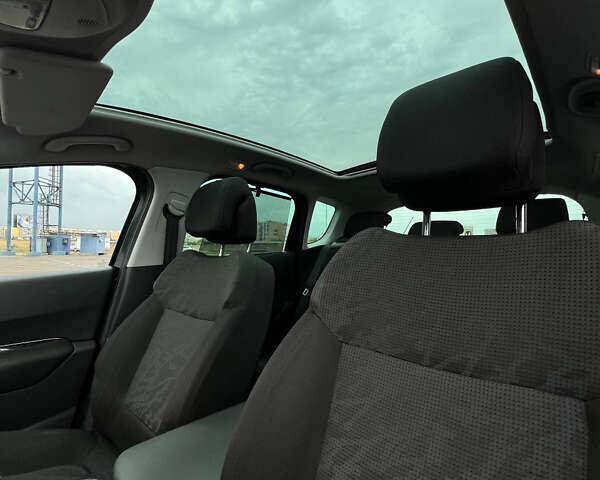 Серый Пежо 3008, объемом двигателя 1.6 л и пробегом 223 тыс. км за 6500 $, фото 10 на Automoto.ua