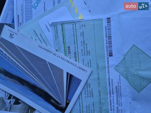 Сірий Пежо 3008, об'ємом двигуна 1.6 л та пробігом 225 тис. км за 8800 $, фото 17 на Automoto.ua