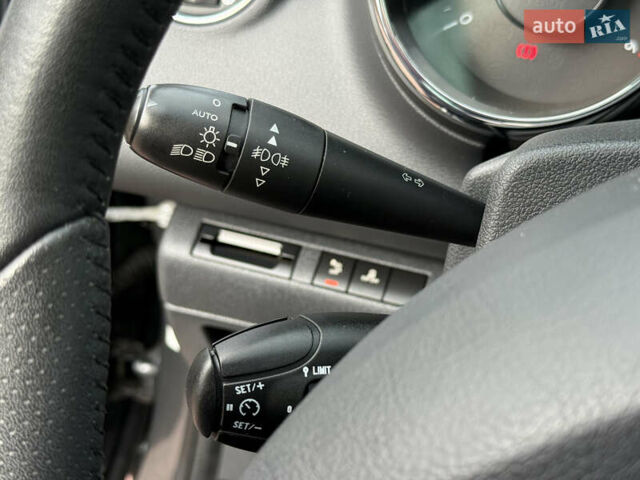 Пежо 3008 2011 в Стрые на Automoto.ua Серый Пежо 3008, объемом двигателя 1.6 л и пробегом 241 тыс. км за 8900 $, фото 49 на Automoto.ua