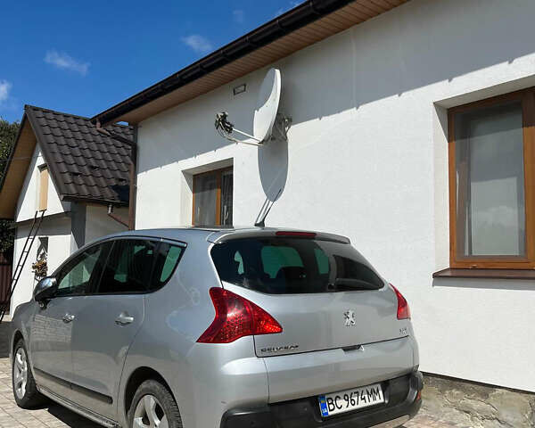 Серый Пежо 3008, объемом двигателя 1.6 л и пробегом 378 тыс. км за 8700 $, фото 1 на Automoto.ua