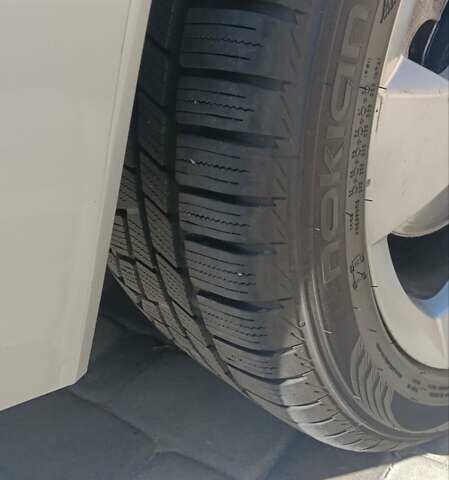 Серый Пежо 3008, объемом двигателя 1.6 л и пробегом 185 тыс. км за 8300 $, фото 12 на Automoto.ua