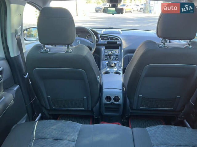 Сірий Пежо 3008, об'ємом двигуна 1.6 л та пробігом 250 тис. км за 8200 $, фото 19 на Automoto.ua