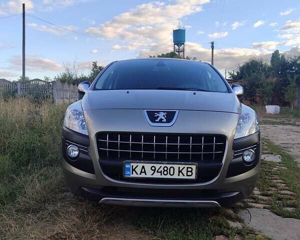 Серый Пежо 3008, объемом двигателя 1.56 л и пробегом 99 тыс. км за 11550 $, фото 25 на Automoto.ua
