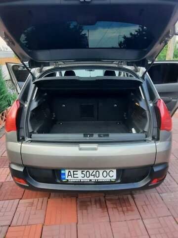 Сірий Пежо 3008, об'ємом двигуна 1.6 л та пробігом 132 тис. км за 7200 $, фото 3 на Automoto.ua