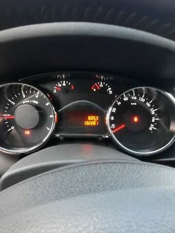 Сірий Пежо 3008, об'ємом двигуна 1.6 л та пробігом 132 тис. км за 7200 $, фото 1 на Automoto.ua